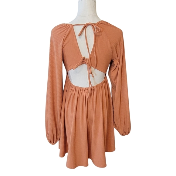 Lovers + Friends Giorgia Open Back Mini Dress Size Small - Picture 6 of 7